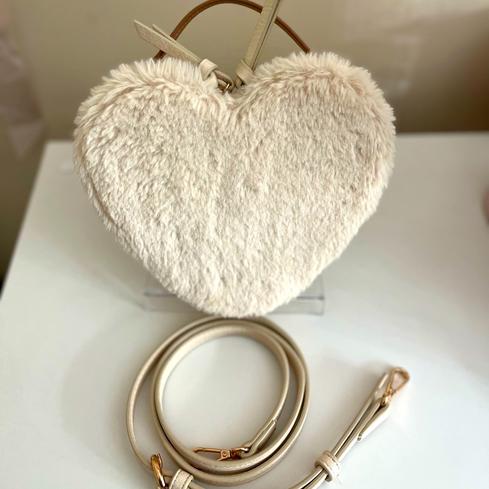 Heart handbag
